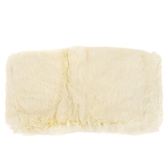 Chanel Fur Shawl Muffler Stole White Small Good - Picture 2 of 4